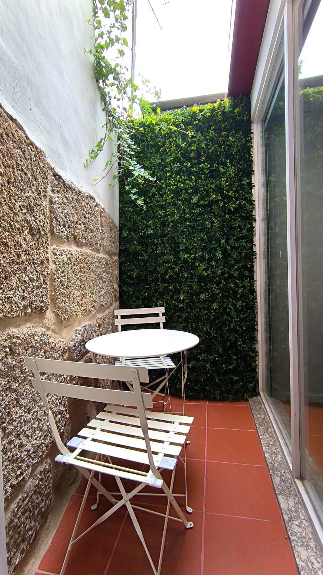 Domi Suites & Studios Guimaraes Bagian luar foto