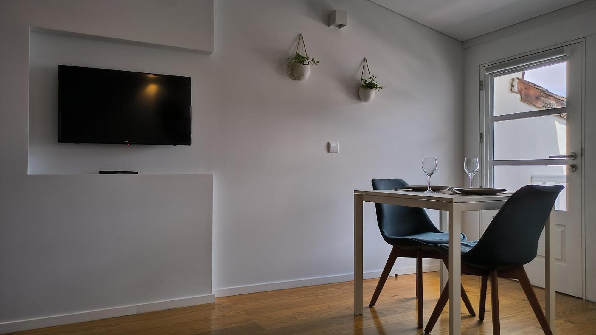 Domi Suites & Studios Guimaraes Bagian luar foto