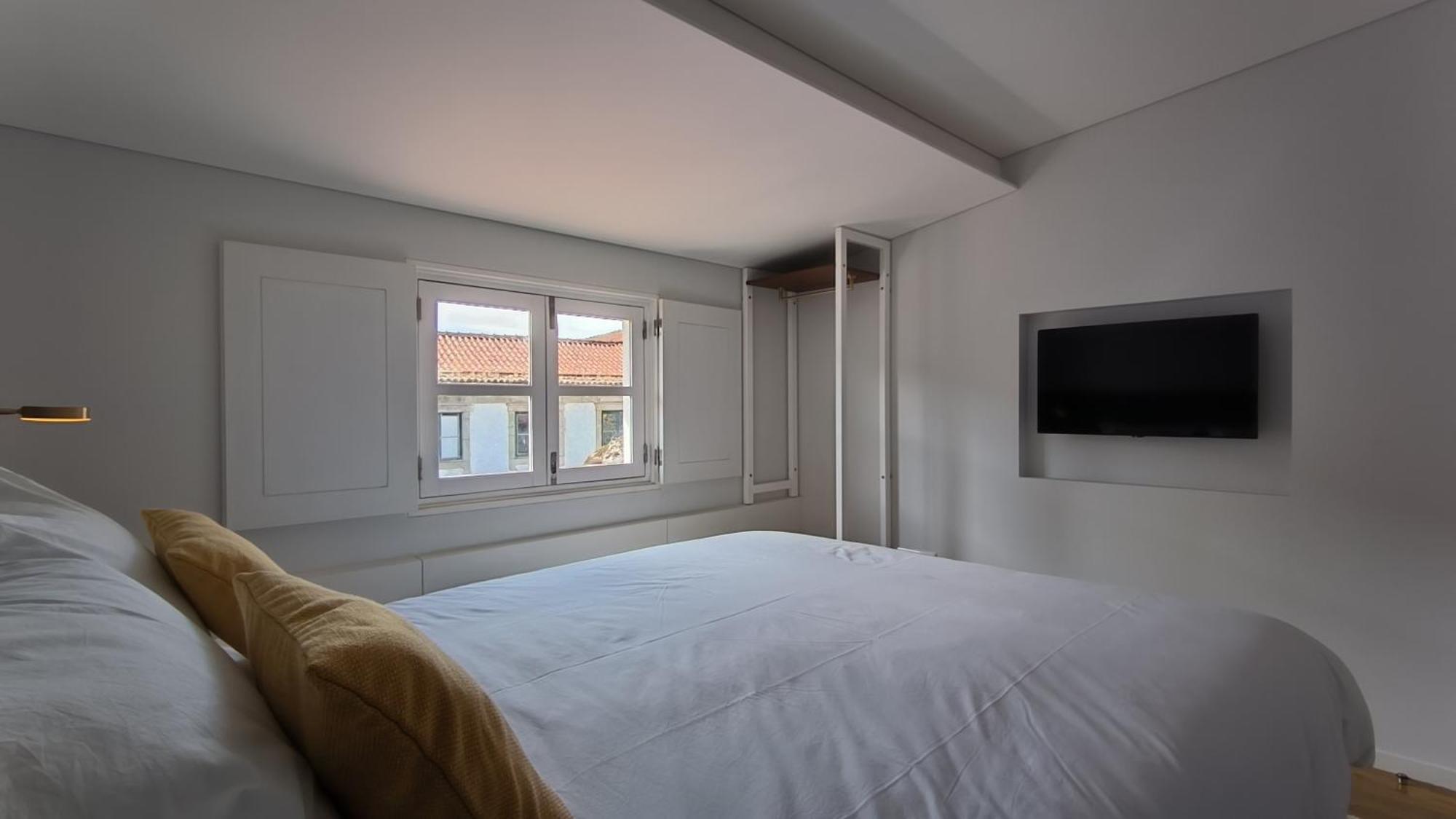 Domi Suites & Studios Guimaraes Bagian luar foto